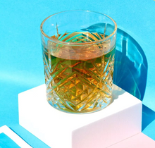 Load image into Gallery viewer, Organic Antibacterial Decongestant Antioxidant Immunity Tea
