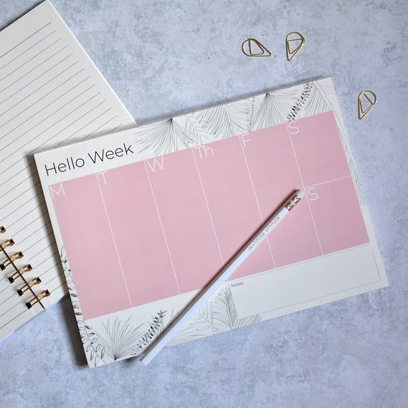 Três Paper + Co - Weekly Desk Planner